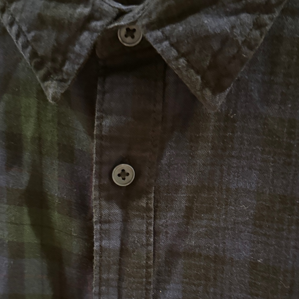 American Rag Men's Dark Plaid Button Down Shirt - Picture 6 of 7